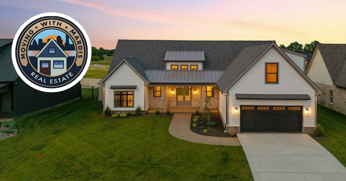 Moving With Mardis Real Estate Agent ad creative