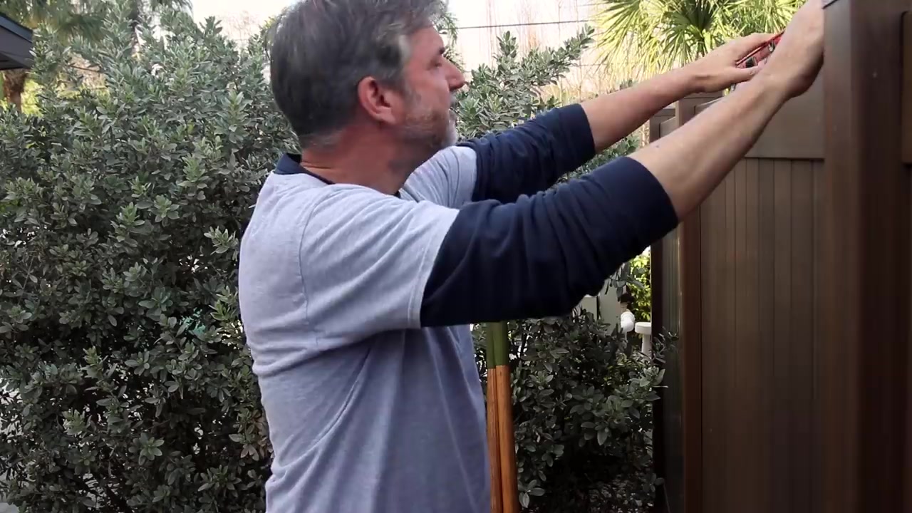 Do-It-Yourself Fencing