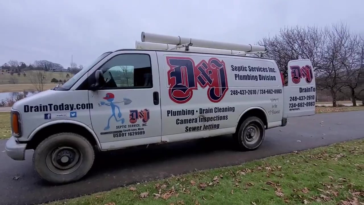 DIY Repair Broken Outlet Baffle In Septic Tank