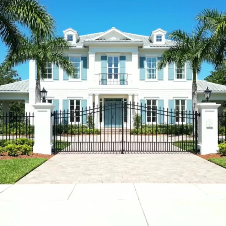 Stylish. Durable. Built for South Florida.